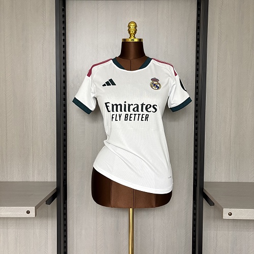 26/27 Women Real Madrid Soccer Jersey Home