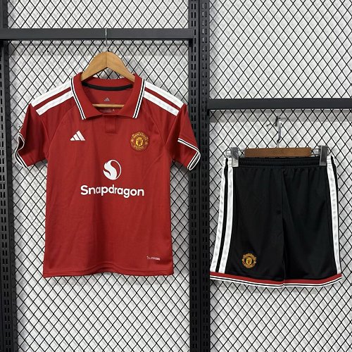 2627 Man U home uniform - black trousers - 16# - 28#