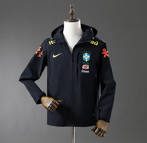 24-25 Brazilian windbreaker coat, M size, 4Xl