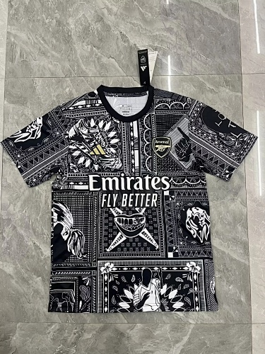 23/24 Arsenal Graffiti Board S-XXL